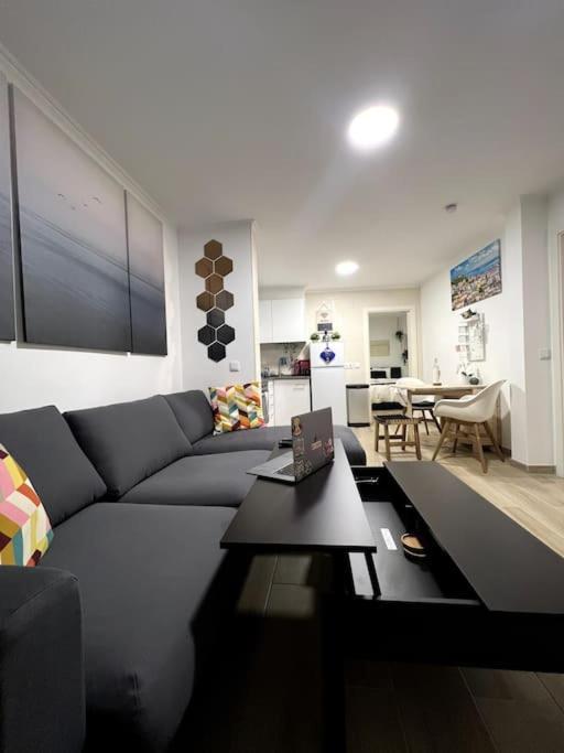 Artistic Digital Getaway - Patio & Great Location! Apartment ลิสบอน ภายนอก รูปภาพ