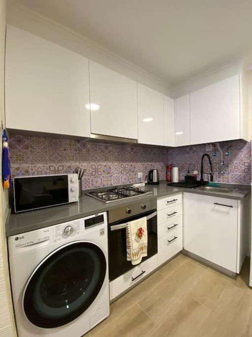 Artistic Digital Getaway - Patio & Great Location! Apartment ลิสบอน ภายนอก รูปภาพ