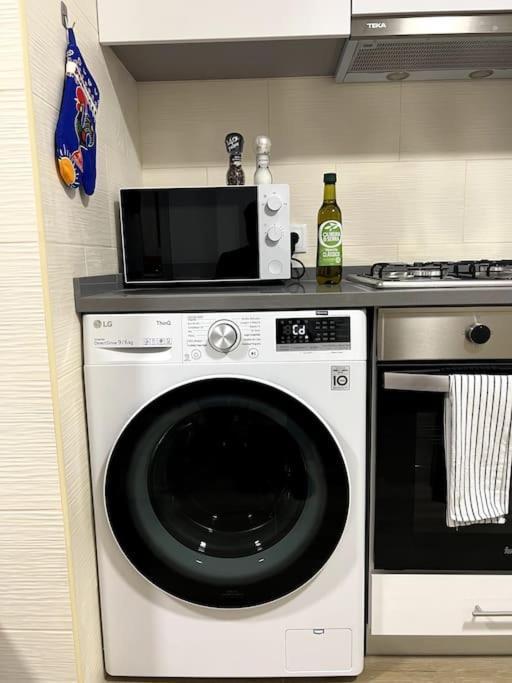 Artistic Digital Getaway - Patio & Great Location! Apartment ลิสบอน ภายนอก รูปภาพ