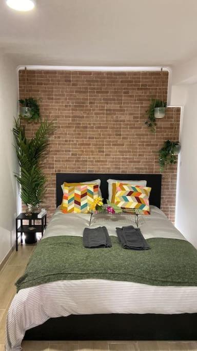 Artistic Digital Getaway - Patio & Great Location! Apartment ลิสบอน ภายนอก รูปภาพ
