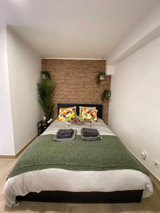 Artistic Digital Getaway - Patio & Great Location! Apartment ลิสบอน ภายนอก รูปภาพ